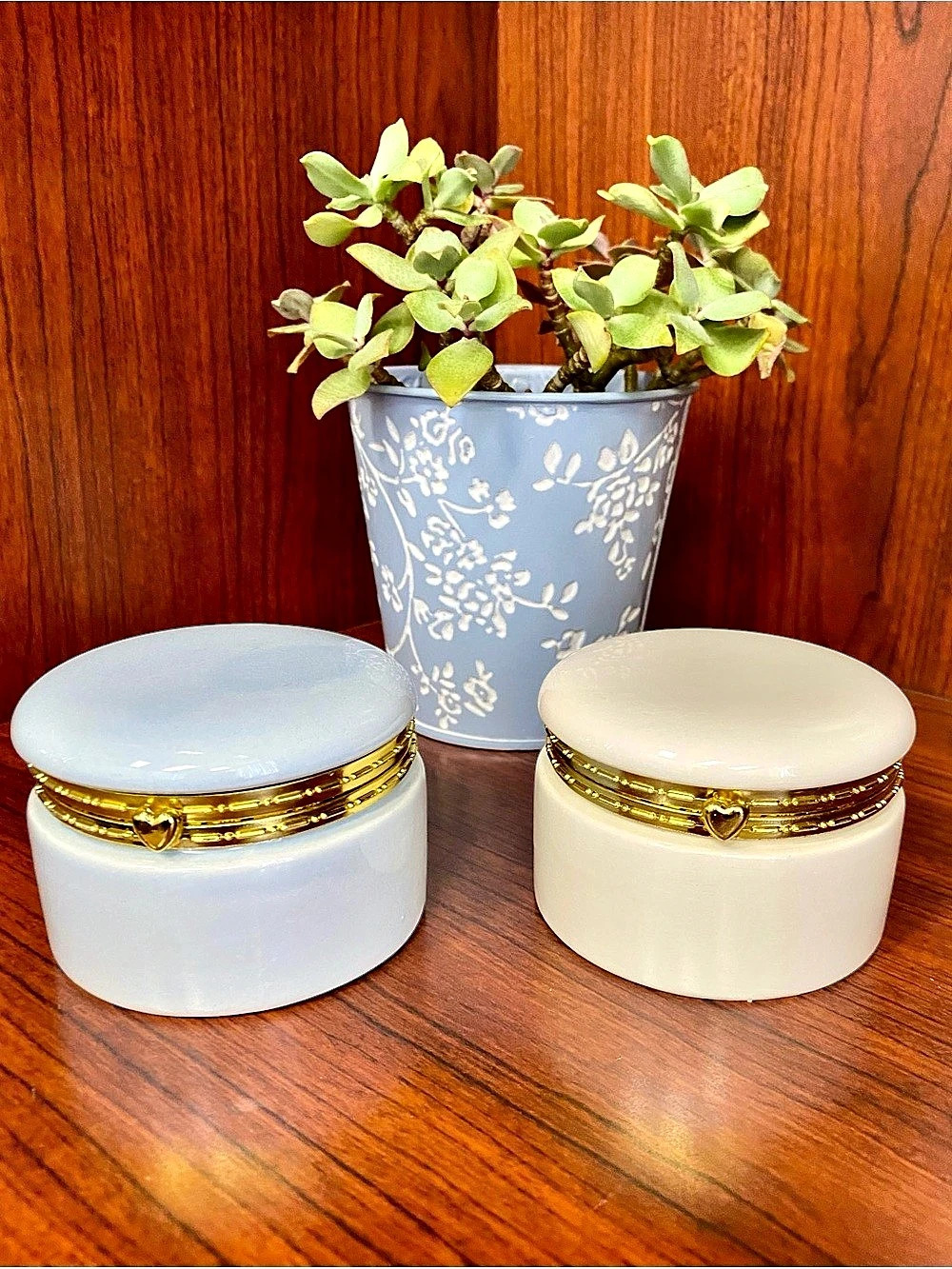 Decorative ceramic trinket Containers🩵🤍